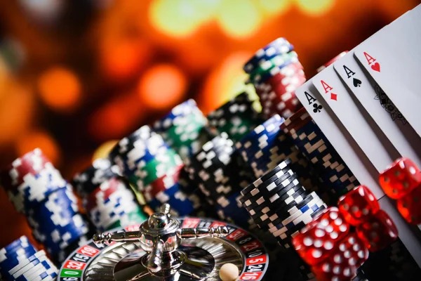 hotbet77 Paito Harian mobile interface showing daily draws and number selection